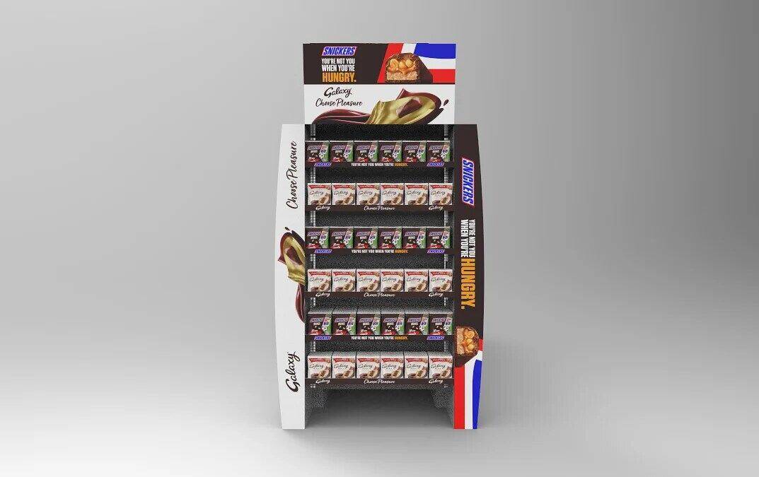 3D render: Galaxy & Snickers gondola, view 3 of 4