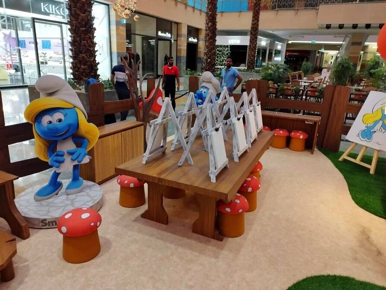 The Smurfs mall activation, view 5 of 11