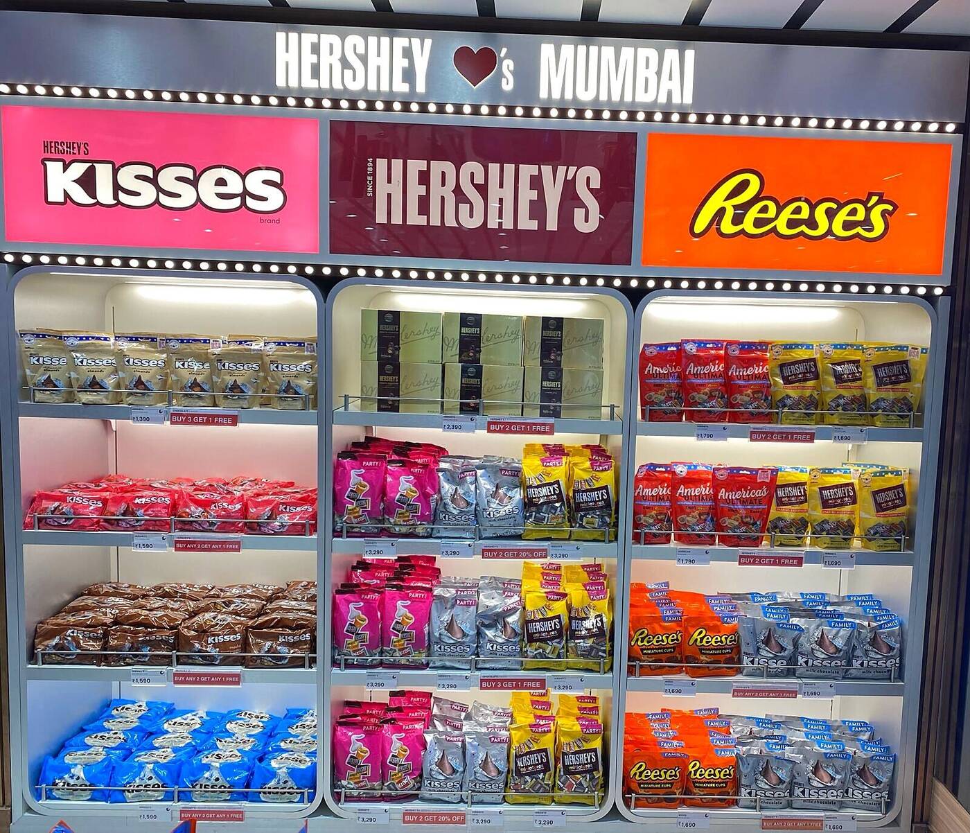 Hershey’s × Mumbai wall